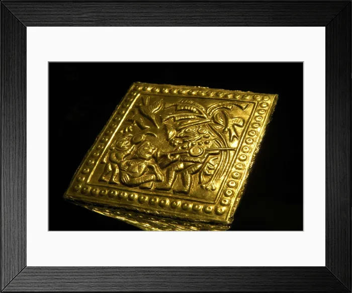 Framed Print : Golden and silver sceptre (3rd c. AD), symbol of power. Moche or Mochica Art. PERU. Sipn. Royal Tombs of Sipn Museum. AISA / Everett Collection**US SALES ONLY** Framed Print : Golden and silver sceptre (3rd c. AD), symbol of power. Moche or Mochica Art. PERU. Sipn. Royal Tombs of Sipn Museum. AISA / Everett Collection**US SALES ONLY**