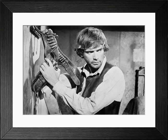 Framed Print : DJANGO KILL... IF YOU LIVE, SHOOT!, (aka SE SEI VIVO SPARA), Tomas Milian, 1967 Framed Print : DJANGO KILL... IF YOU LIVE, SHOOT!, (aka SE SEI VIVO SPARA), Tomas Milian, 1967
