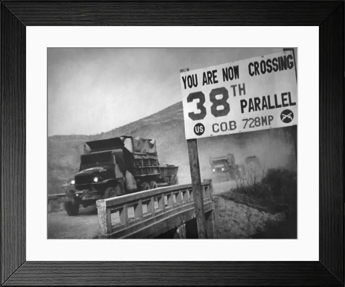 Framed Print : United Nations forces withdrawing southbound from Pyongyang, again cross the 38th parallel into South Korea