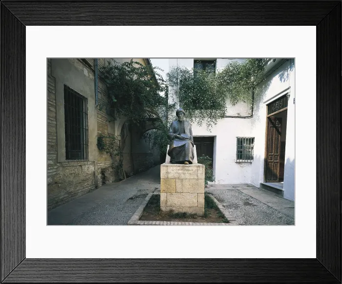 Framed Print : MAIMONIDES, Moses (1135-1204). Sculpture of Maimonides. Sculpture on bronze. SPAIN. ANDALUSIA. Cordoba. Tiberiades Square. AISA / Everett Collection**US SALES ONLY**