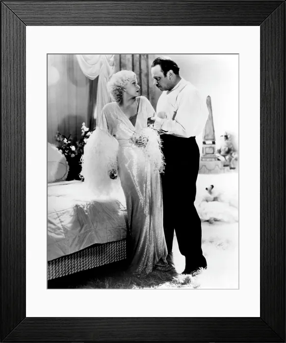 Framed Print : DINNER AT EIGHT, Jean Harlow, Wallace Beery, 1933 Framed Print : DINNER AT EIGHT, Jean Harlow, Wallace Beery, 1933