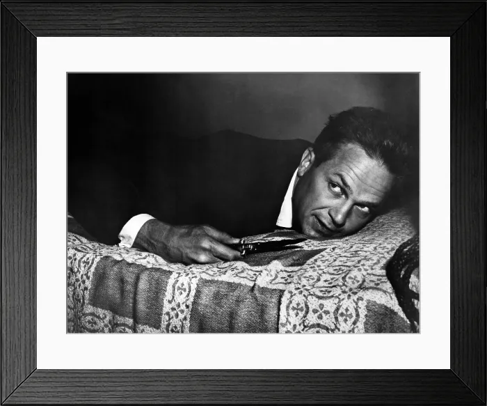 Framed Print : KISS ME DEADLY, Ralph Meeker, 1955