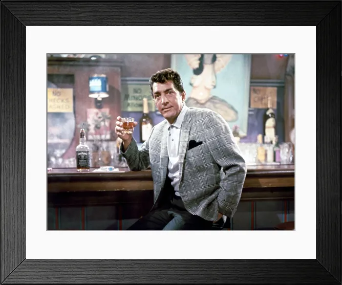 Framed Print : KISS ME STUPID, Dean Martin, 1964