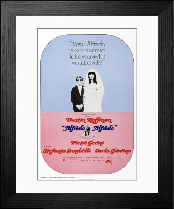 Framed Print : ALFREDO, ALFREDO, US poster art, from left: Dustin Hoffman, Stefania Sandrelli, 1972 Framed Print : ALFREDO, ALFREDO, US poster art, from left: Dustin Hoffman, Stefania Sandrelli, 1972