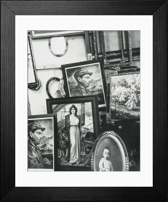 Framed Print : Spanish Civil War (1936-1939). Shop window in Valencia (1937). Photography by Kati Horna. SPAIN. Salamanca. Archivo Histrico Nacional. AISA / Everett Collection**US SALES ONLY** Framed Print : Spanish Civil War (1936-1939). Shop window in Valencia (1937). Photography by Kati Horna. SPAIN. Salamanca. Archivo Histrico Nacional. AISA / Everett Collection**US SALES ONLY**