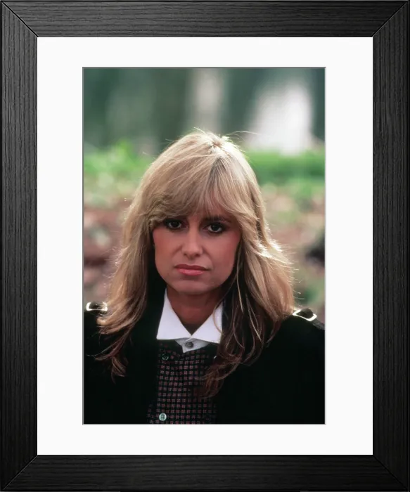 Framed Print : THE JIGSAW MAN, Susan George, 1983, (c) United Film Distribution / courtesy Everett Collection