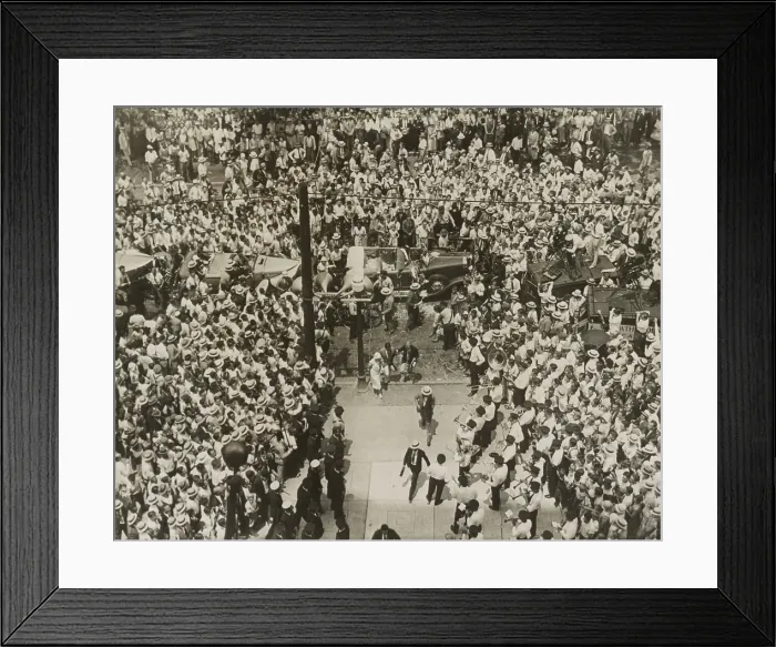 Framed Print : Crowd greeting Bobby Jones and his wife as they arrive at the new City Hall in Atlanta, Georgia. July 14, 1930. Two days earlier Jones won the U.S Framed Print : Crowd greeting Bobby Jones and his wife as they arrive at the new City Hall in Atlanta, Georgia. July 14, 1930. Two days earlier Jones won the U.S