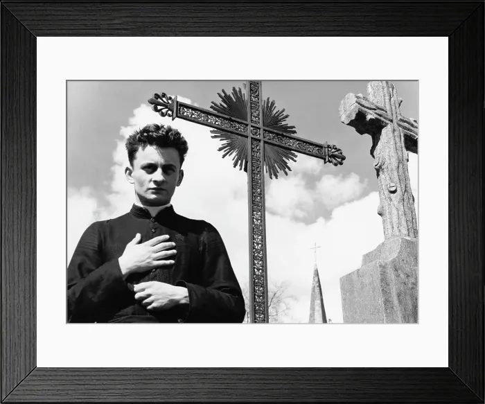 Framed Print : DIARY OF A COUNTRY PRIEST, (aka JOURNAL D'UN CURE DE CAMPAGNE), Claude Laydu, 1951 Framed Print : DIARY OF A COUNTRY PRIEST, (aka JOURNAL D'UN CURE DE CAMPAGNE), Claude Laydu, 1951
