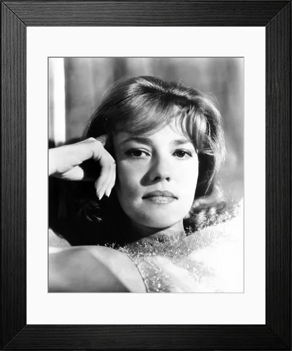 Framed Print : THE VICTORS, Jeanne Moreau, 1963 Framed Print : THE VICTORS, Jeanne Moreau, 1963