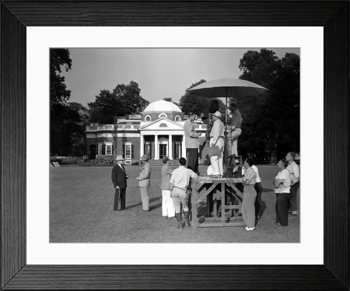 Framed Print : VIRGINIA, Camera crew setting up on the lawn of No. 1 Montecello, 1941. Courtesy: CSU Archives / Everett Collection Framed Print : VIRGINIA, Camera crew setting up on the lawn of No. 1 Montecello, 1941. Courtesy: CSU Archives / Everett Collection
