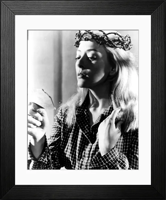 Framed Print : VIRIDIANA, Silvia Pinal, 1961