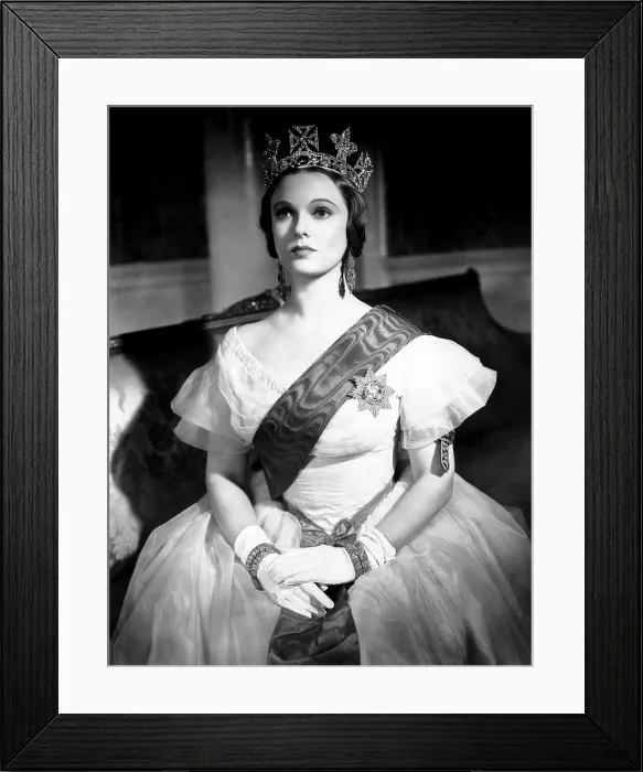 Framed Print : VICTORIA THE GREAT, Anna Neagle, 1937 Framed Print : VICTORIA THE GREAT, Anna Neagle, 1937