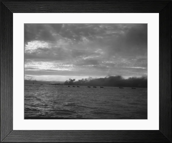 Framed Print : Landing craft loaded with U.S. Marines head for the smoking beach before the Inchon Landing. Sept. 15, 1950. Korean War, 1950-53. (BSLOC_2014_11_32) Framed Print : Landing craft loaded with U.S. Marines head for the smoking beach before the Inchon Landing. Sept. 15, 1950. Korean War, 1950-53. (BSLOC_2014_11_32)
