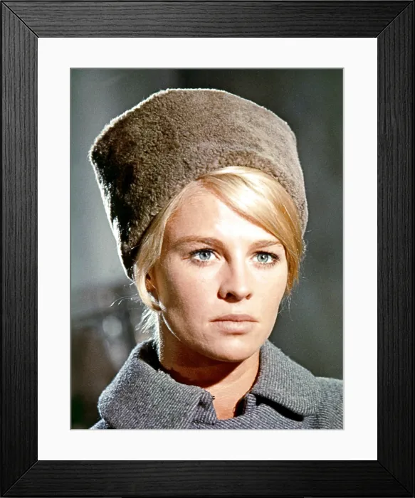 Framed Print : DOCTOR ZHIVAGO, Julie Christie, 1965 Framed Print : DOCTOR ZHIVAGO, Julie Christie, 1965