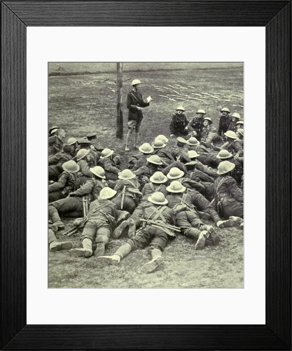 Framed Print : World War 1. Somme Offensive. An Canadian officer giving soldiers final instructions before they to go into battle on July 1, 1916