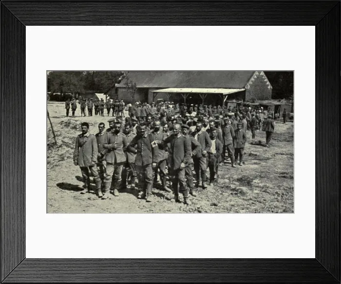 Framed Print : World War 1. Somme Offensive. German prisoners captured by the British during the Somme Offensive, at Meaulte, near Albert. July 1916. (BSLOC_2013_1_118) Framed Print : World War 1. Somme Offensive. German prisoners captured by the British during the Somme Offensive, at Meaulte, near Albert. July 1916. (BSLOC_2013_1_118)