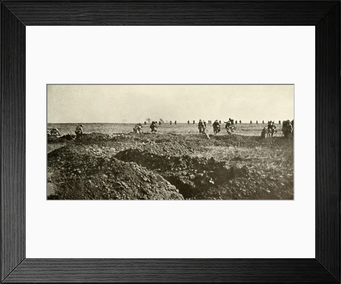 Framed Print : World War 1. French charge in the Chemin des Dames during the ill-conceived Nivelle Offensive of April 16-May 9, 1917 Framed Print : World War 1. French charge in the Chemin des Dames during the ill-conceived Nivelle Offensive of April 16-May 9, 1917