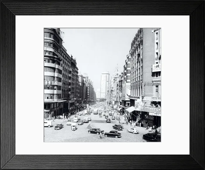 Framed Print : SPAIN. Madrid. Spain. Franco's dictatorship. Jos Antonio Primo de Rivera Avenue in Madrid (1950s). AISA / Everett Collection**US SALES ONLY** Framed Print : SPAIN. Madrid. Spain. Franco's dictatorship. Jos Antonio Primo de Rivera Avenue in Madrid (1950s). AISA / Everett Collection**US SALES ONLY**