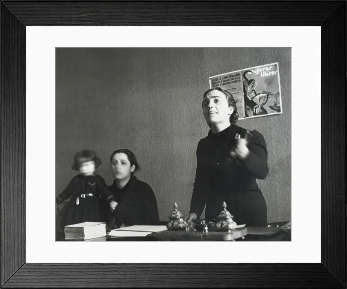Framed Print : SPAIN. Valencia. Spanish Civil War (1936-1939). Meeting in a House of Labour Women in Valencia. Photo by Kati Horna. SPAIN. Salamanca. Archivo Histrico Nacional