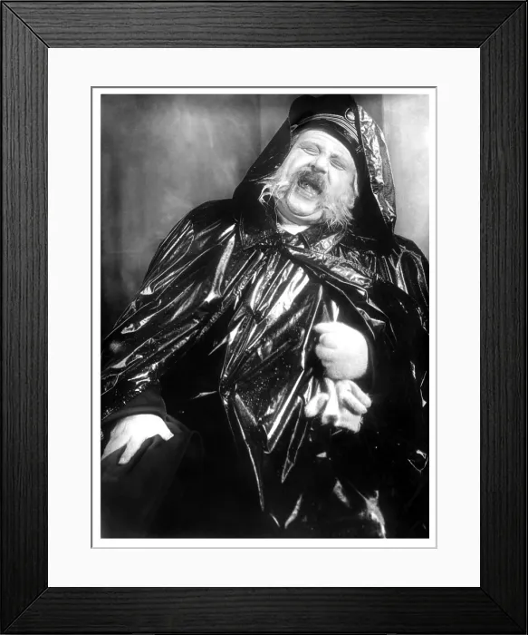 Framed Print : THE LAST LAUGH, (aka DER LETZTE MANN), Emil Jannings, 1924