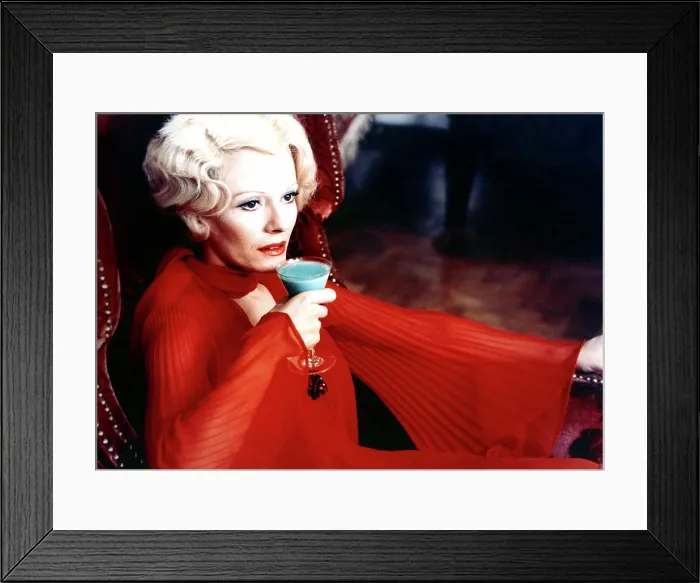 Framed Print : DAUGHTERS OF DARKNESS, (aka LES LEVRES ROUGES), Delphine Seyrig, 1971