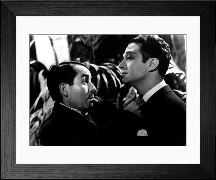 Framed Print : THE RULES OF THE GAME, (aka LA REGLE DU JEU), from left: Julien Carette, Marcel Dalio, 1939