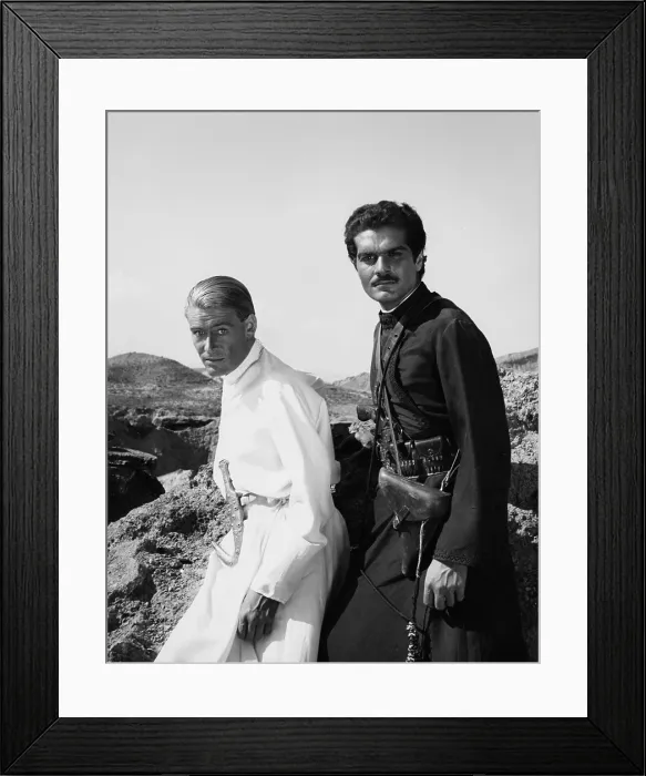 Framed Print : LAWRENCE OF ARABIA, Peter O'Toole, Omar Sharif, 1962 Framed Print : LAWRENCE OF ARABIA, Peter O'Toole, Omar Sharif, 1962