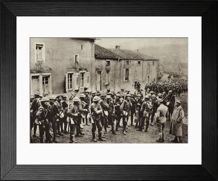 Framed Print : World War 1: Battle of St. Mihiel. American troops who have been under fire in France during the first independent American operation of World War 1. Sept. 12-16, 1918 Framed Print : World War 1: Battle of St. Mihiel. American troops who have been under fire in France during the first independent American operation of World War 1. Sept. 12-16, 1918
