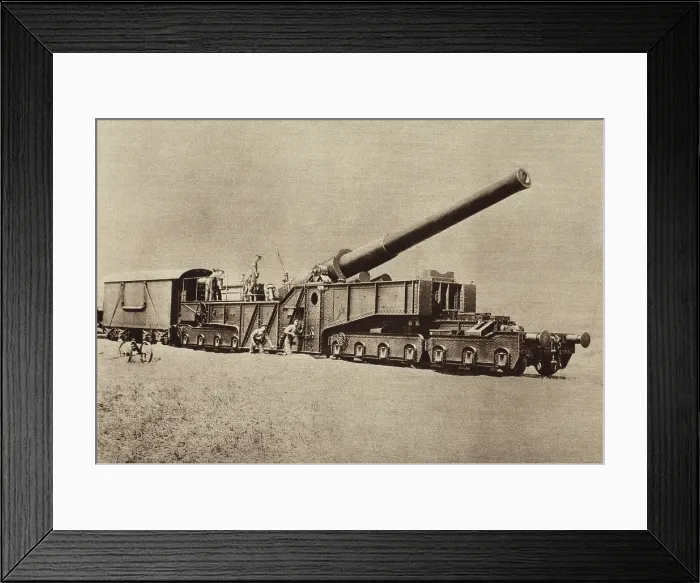 Framed Print : World War 1. Artillery in use by American forces in Argonne. The great guns manned the American Coast Artillery, and were transported to the fighting zone on railroad tracks. Ca