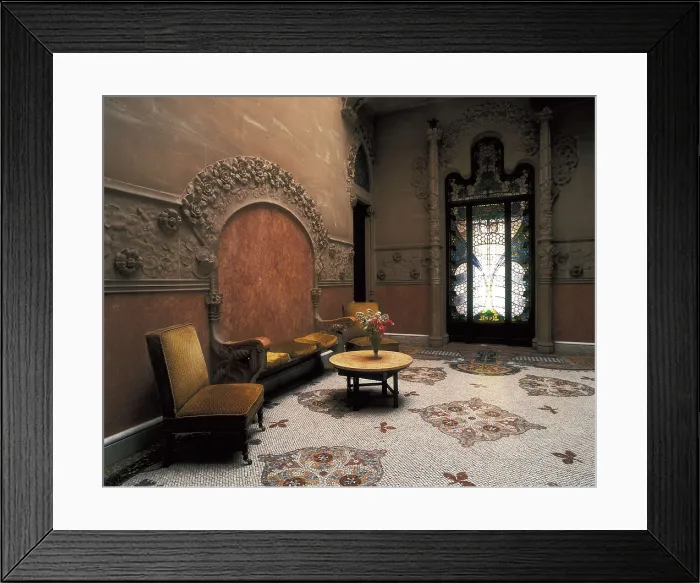 Framed Print : DOMENECH I MONTANER, Lluis (1850-1923). Navs House. 1901-1907. SPAIN. Reus. Navs House. Hall or entrance hall with colonial or from Manila style couches. Modernism. Architecture