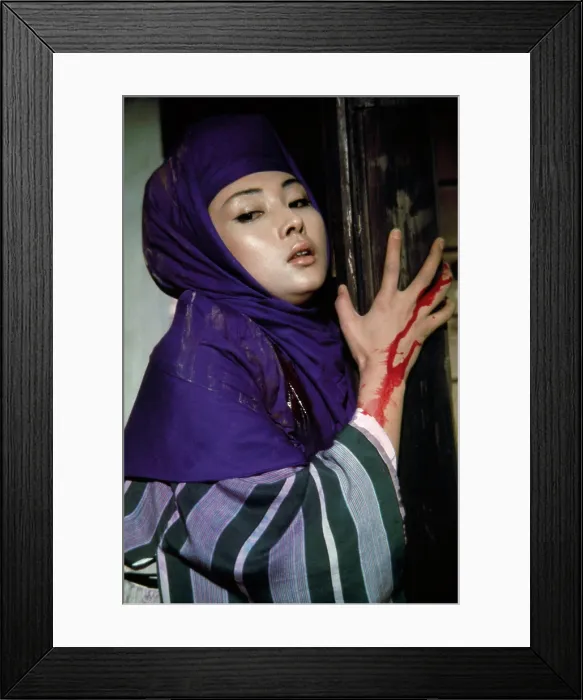 Framed Print : LADY SNOWBLOOD 2: LOVE SONG OF VENGEANCE, (aka SHURA-YUKI-HIME: URAMI RENGA), Meiko Kaji, 1974