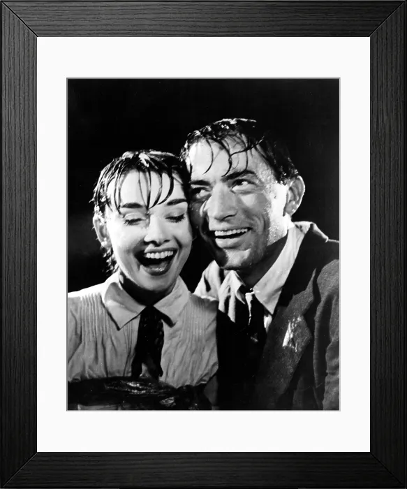 Framed Print : ROMAN HOLIDAY, Audrey Hepburn, Gregory Peck, 1953 Framed Print : ROMAN HOLIDAY, Audrey Hepburn, Gregory Peck, 1953