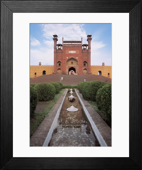 Framed Print : Badshahi Mosque. 1674. PAKISTAN. PUNJAB. Lahore. Entrance to the courtyard. Mughal art. AISA / Everett Collection**US SALES ONLY** Framed Print : Badshahi Mosque. 1674. PAKISTAN. PUNJAB. Lahore. Entrance to the courtyard. Mughal art. AISA / Everett Collection**US SALES ONLY**
