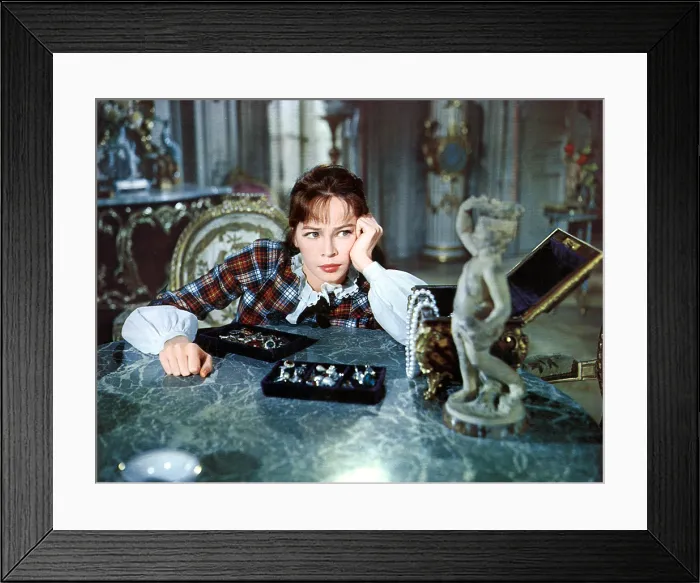 Framed Print : GIGI, Leslie Caron, 1958
