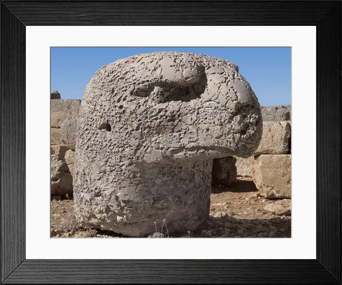 Framed Print : TURKEY. CENTRAL ANATOLIA. ADIYAMAN. Nemrut Dag. Tomb of Antiochus I. Figure of eagle. AISA / Everett Collection**US SALES ONLY** Framed Print : TURKEY. CENTRAL ANATOLIA. ADIYAMAN. Nemrut Dag. Tomb of Antiochus I. Figure of eagle. AISA / Everett Collection**US SALES ONLY**