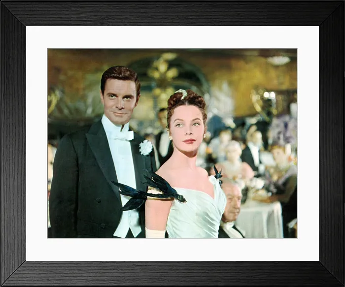 Framed Print : GIGI, Louis Jourdan, Leslie Caron, 1958