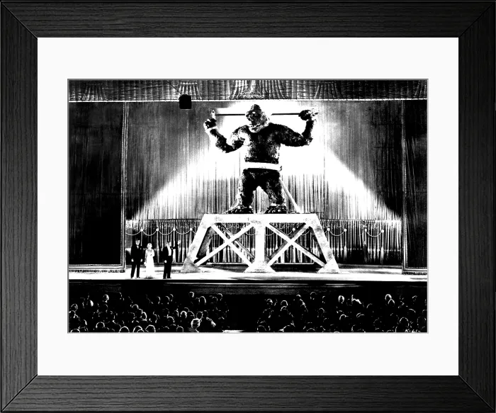 Framed Print : KING KONG, Bruce Cabot, Fay Wray, Robert Armstrong, King Kong, 1933 Framed Print : KING KONG, Bruce Cabot, Fay Wray, Robert Armstrong, King Kong, 1933