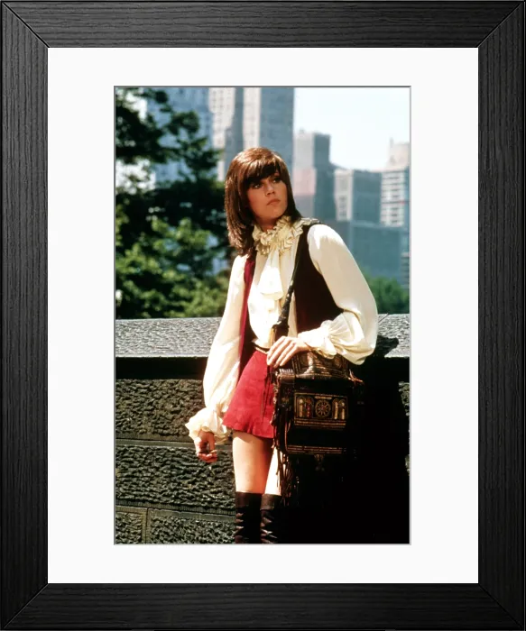 Framed Print : KLUTE, Jane Fonda, 1971