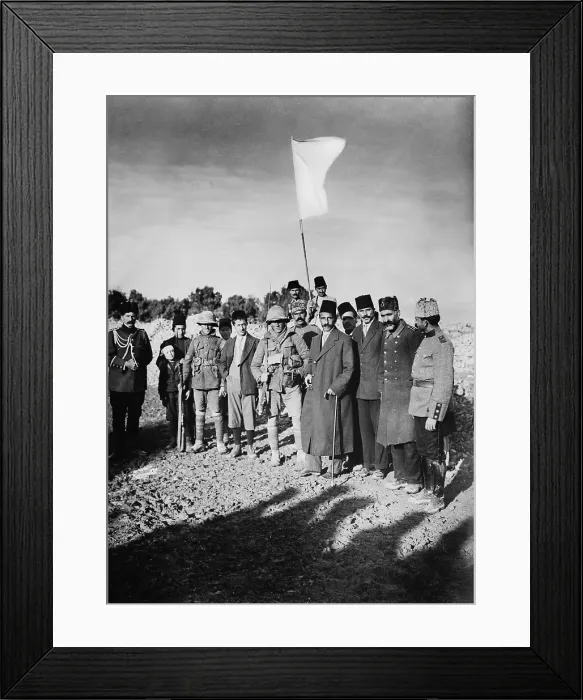 Framed Print : World War 1 in the Middle East. The surrender of Jerusalem to the British Framed Print : World War 1 in the Middle East. The surrender of Jerusalem to the British