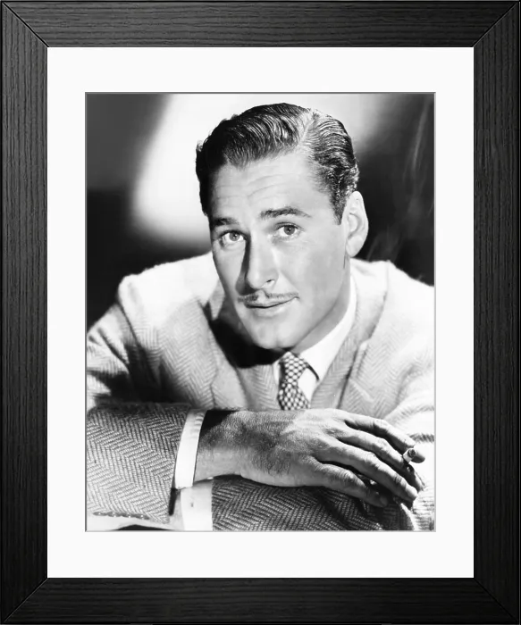 Framed Print : SAN ANTONIO, Errol Flynn, 1945 Framed Print : SAN ANTONIO, Errol Flynn, 1945