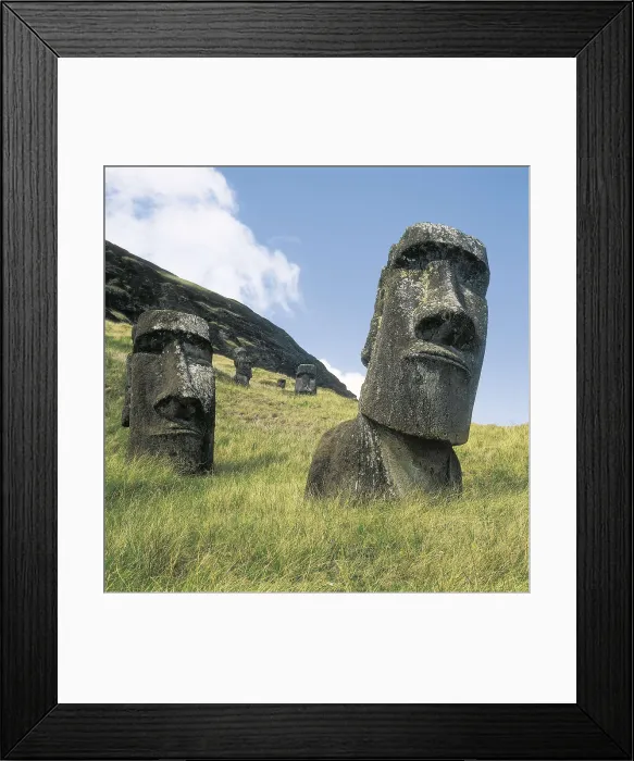 Framed Print : CHILE. VALPARAISO. Rano Raraku. Moai statues. Sculpture. AISA / Everett Collection**US SALES ONLY** Framed Print : CHILE. VALPARAISO. Rano Raraku. Moai statues. Sculpture. AISA / Everett Collection**US SALES ONLY**