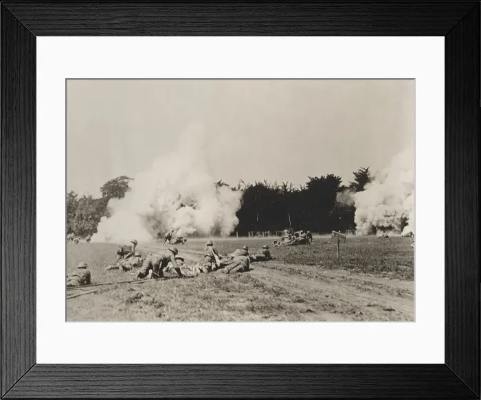Framed Print : US soldiers of 326th Infantry, 82nd Div. advancing on enemy positions through clouds of poison gas. Choloy, France, Aug. 1, 1918. The 82nd Div