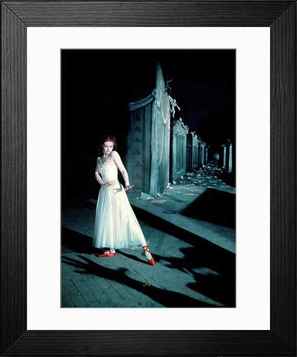Framed Print : THE RED SHOES, Moira Shearer, 1948