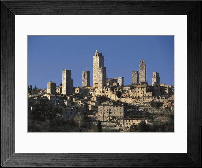 Framed Print : ITALY. TUSCANY. SIENA. San Gimignano. AISA / Everett Collection**US SALES ONLY** Framed Print : ITALY. TUSCANY. SIENA. San Gimignano. AISA / Everett Collection**US SALES ONLY**