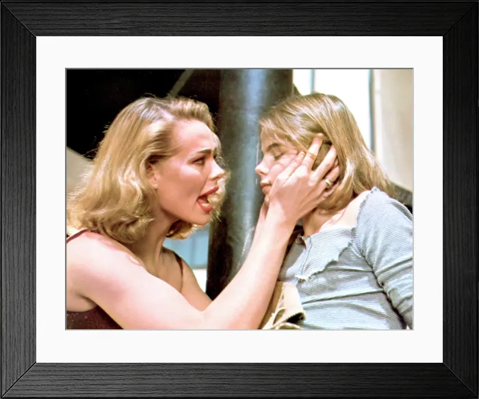 Framed Print : LIPSTICK, Margaux Hemingway, Mariel Hewingway, 1976 Framed Print : LIPSTICK, Margaux Hemingway, Mariel Hewingway, 1976