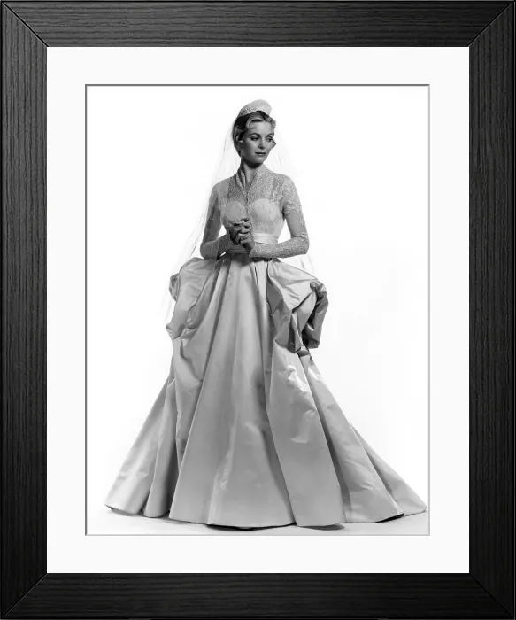 Framed Print : INVITATION, Dorothy McGuire, 1952 Framed Print : INVITATION, Dorothy McGuire, 1952