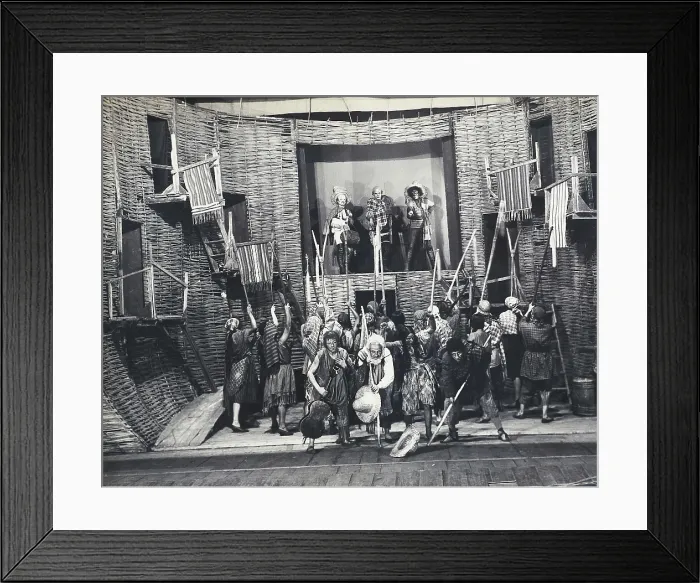 Framed Print : VEGA CARPIO, Flix Lope de (1562-1635). Scene from the theatre performance of 'Fuenteovejuna' by Lope de Vega, at the Jewish Theatre of Belarus (Minks) for the Theatre Olympics in Moscow Framed Print : VEGA CARPIO, Flix Lope de (1562-1635). Scene from the theatre performance of 'Fuenteovejuna' by Lope de Vega, at the Jewish Theatre of Belarus (Minks) for the Theatre Olympics in Moscow