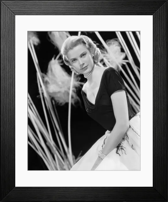 Framed Print : REAR WINDOW, Grace Kelly, 1954