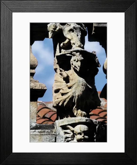 Framed Print : SPAIN. Salamanca. Escuelas Menores (Minor Schools). Sculptural detail of the upper ballustrade of the cloister. Baroque art. Sculpture. AISA / Everett Collection**US SALES ONLY**