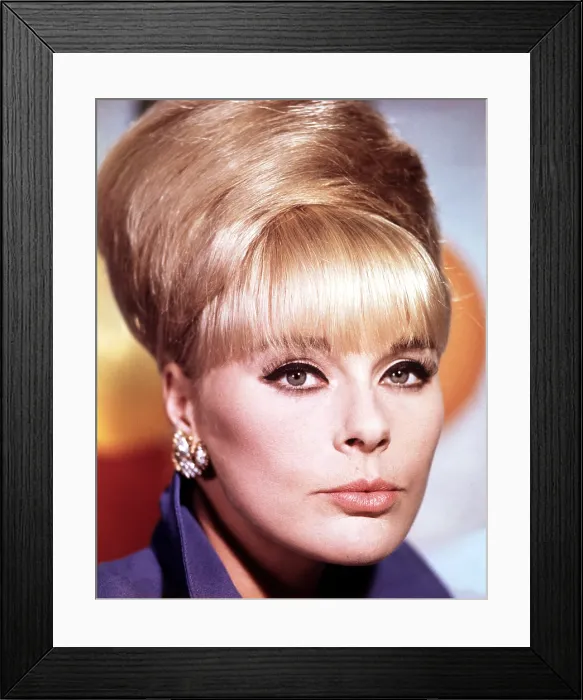 Framed Print : ELKE SOMMER, mid-1960s Framed Print : ELKE SOMMER, mid-1960s